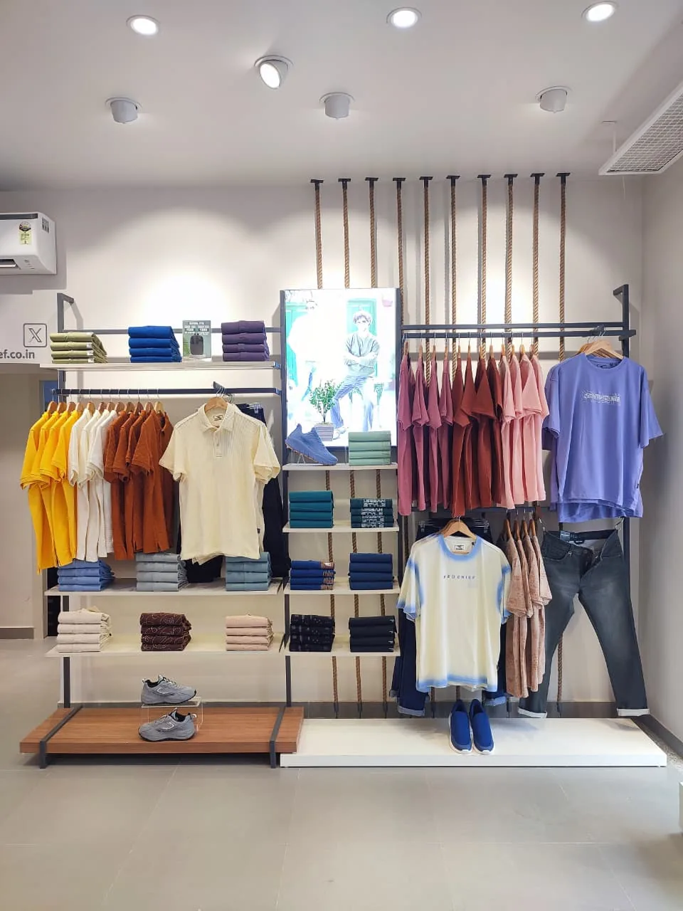 Red Chief retail project - Apparel display